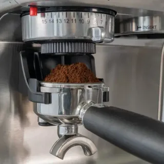 image #14 of מכונת קפה Hot Point Home Barista CM5700A  - צבע נירוסטה