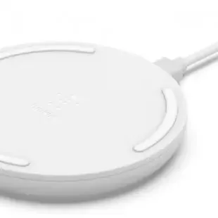image #2 of משטח טעינה אלחוטי  Belkin Boost Charge 10W - צבע לבן