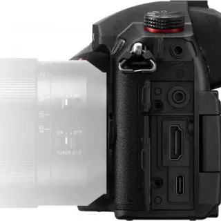 image #4 of מצלמה דיגיטלית ללא מראה Panasonic Lumix DC-GH5S Mirrorless MFT  (גוף בלבד)