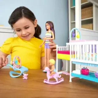 image #2 of ברבי ערכת חדר תינוקות - סדרת בייביסיטר מבית Mattel