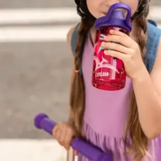 image #6 of בקבוק שתייה לילדים 400 מ''ל CamelBak Eddy Kids Plus - צבע סגול ורוד Dazzle Dactyl