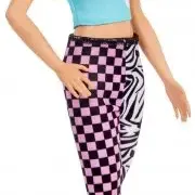 image #6 of ברבי בלונדינית עם חולצת מאליבו ומכנס טייץ - סדרת פאשניסטה מבית Mattel 