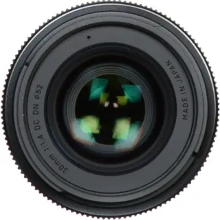 image #7 of עדשת SIGMA 30mm F1.4 DC DN Contemporary למצלמות Panasonic L-Mount