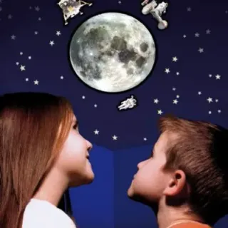 image #1 of מדבקת ירח תלת מימד זוהרת בחושך מבית Brainstorm