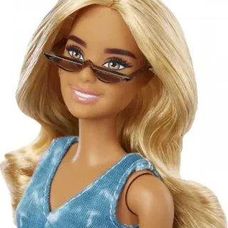 image #1 of ברבי עם אוברול קצר - סדרת פאשניסטה מבית Mattel