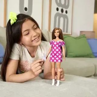 image #4 of ברבי עם שמלת נקודות - סדרת פאשניסטה מבית Mattel 