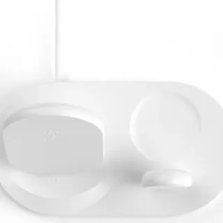image #4 of מציאון ועודפים - מעמד טעינה אלחוטית 3 ב1 עם כבל Belkin Boost Charge 10W - צבע לבן