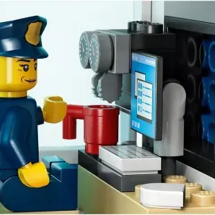 image #3 of האקדמיה להכשרת שוטרים 60372 LEGO City