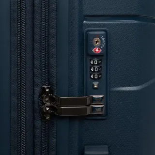 image #9 of סט מזוודות קשיחות 20+24+29 אינץ' דגם Momentous מבית it luggage - צבע כחול כהה