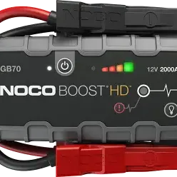 image #0 of סוללת גיבוי 56Wh 2000A להתנעת הרכב ולהטענת מכשירים כולל פנס NOCO GB70